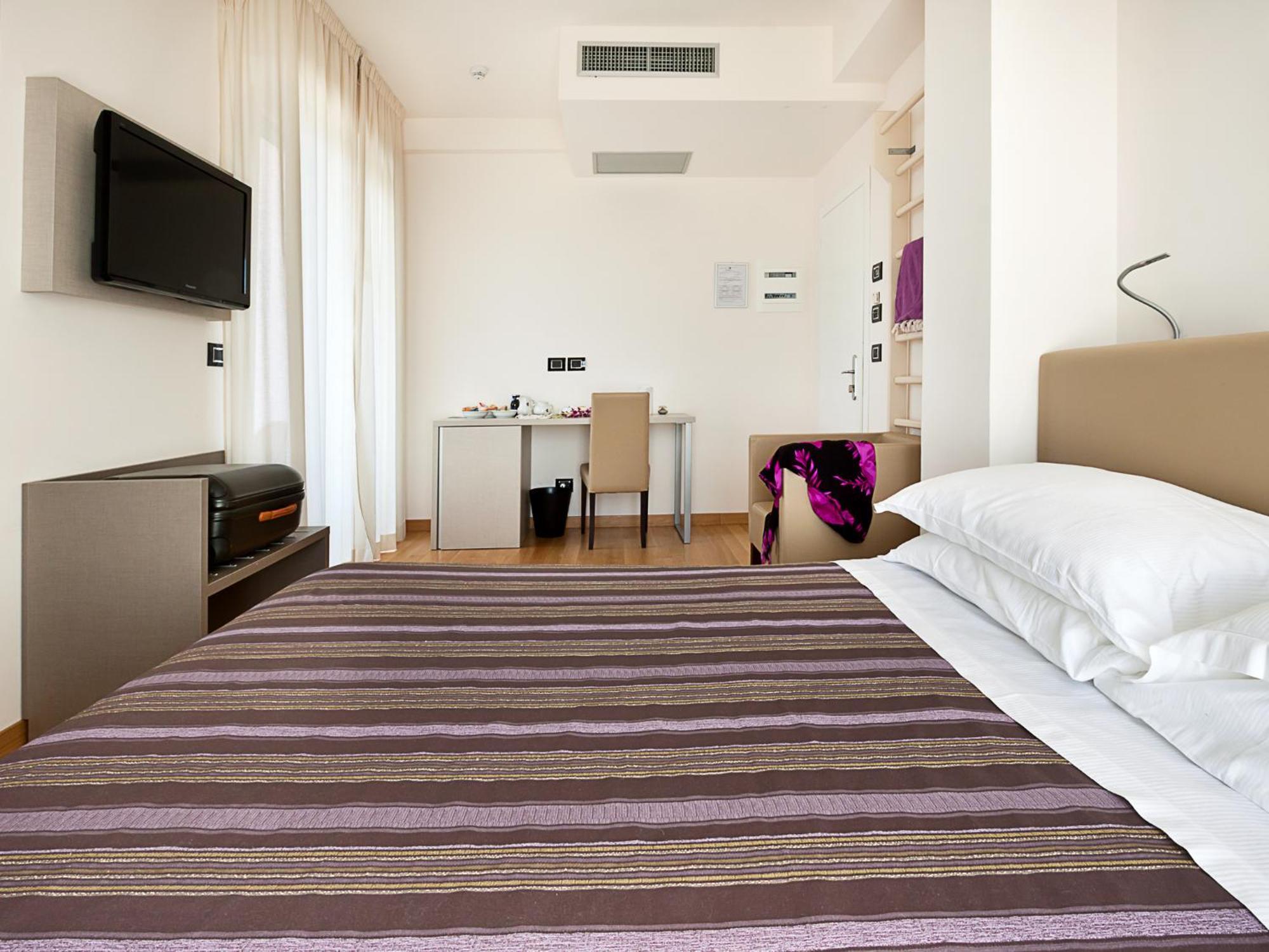 Hotel Sporting San Benedetto del Tronto Habitación foto